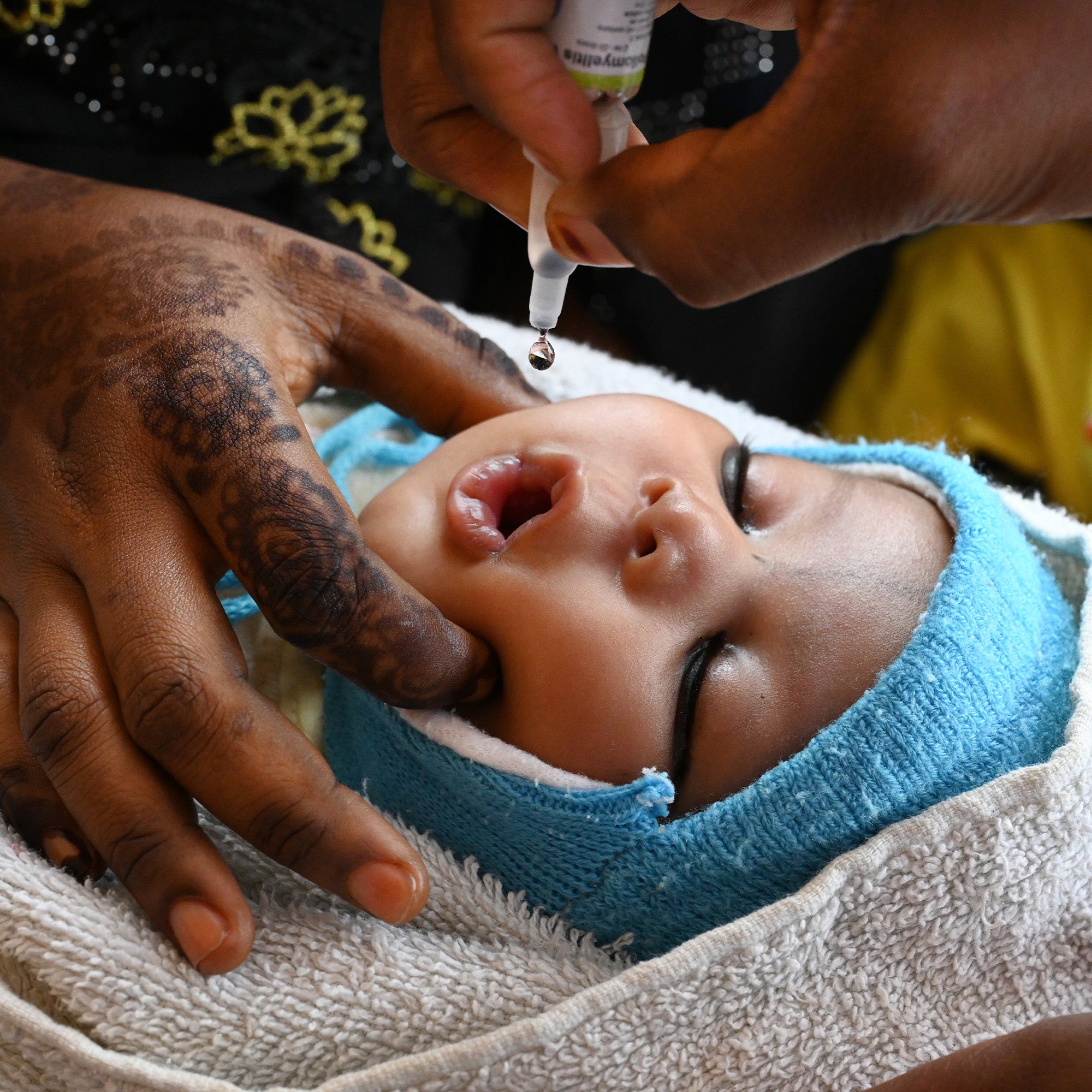 100 Polio Vaccine Doses - Greeting Card